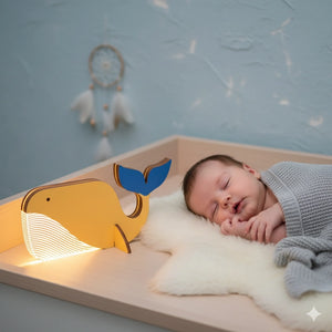 Veilleuse Bébé Baleine en Bois