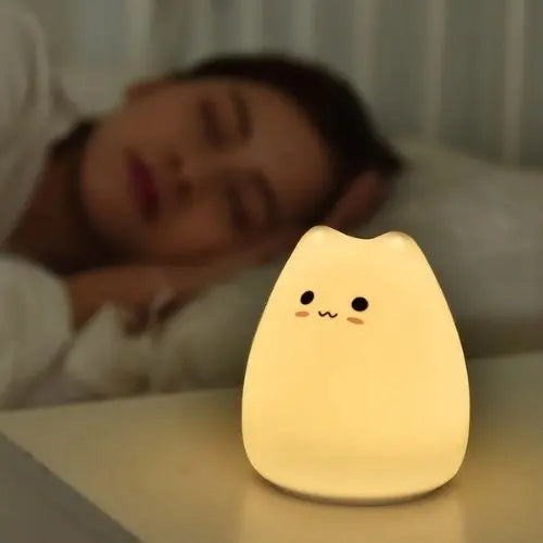 Lampe de nuit chaton en silicone doux, veilleuse LED de chevet idéale pour apaiser le sommeil de bébé et enfant